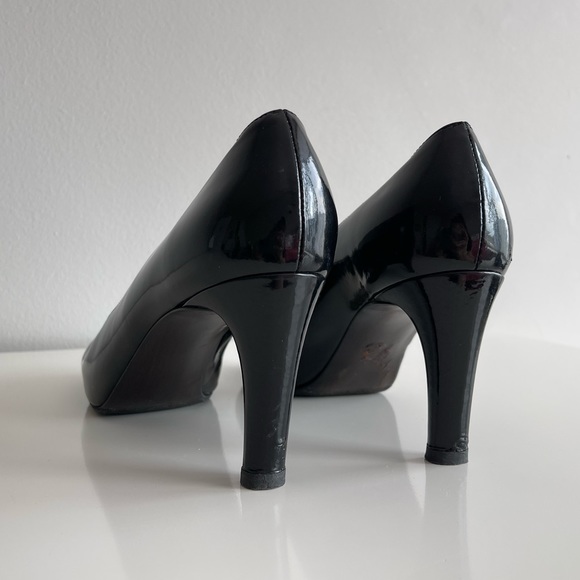 Stewart Weitzman black leather heel - Picture 3 of 6